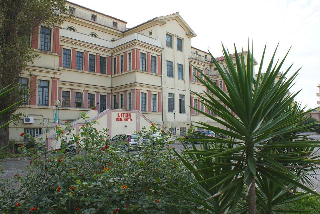 Litus Roma Hostel Lido di Ostia Exterior foto